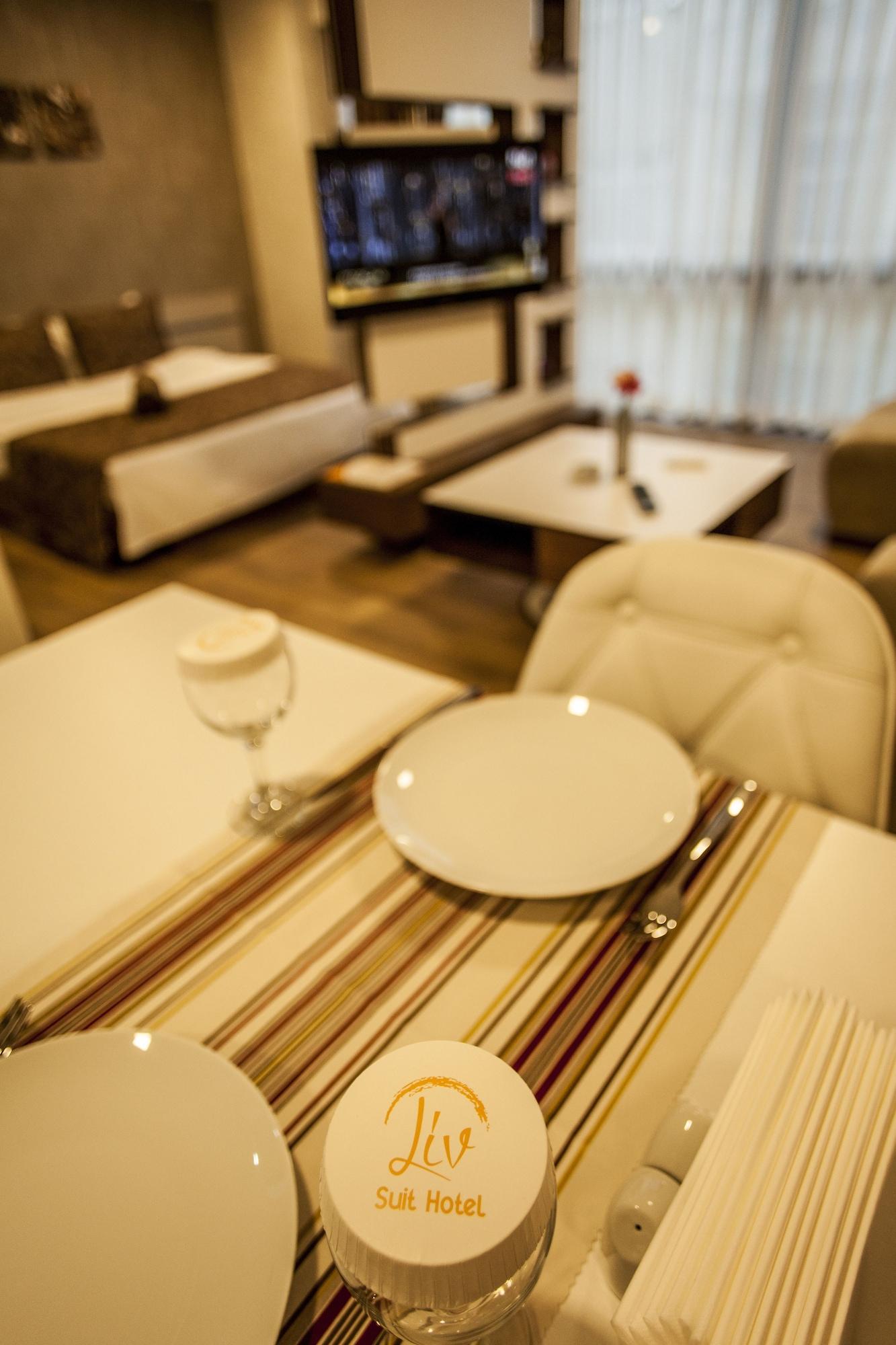 Liv Suit Hotel 디아르아바키 외부 사진