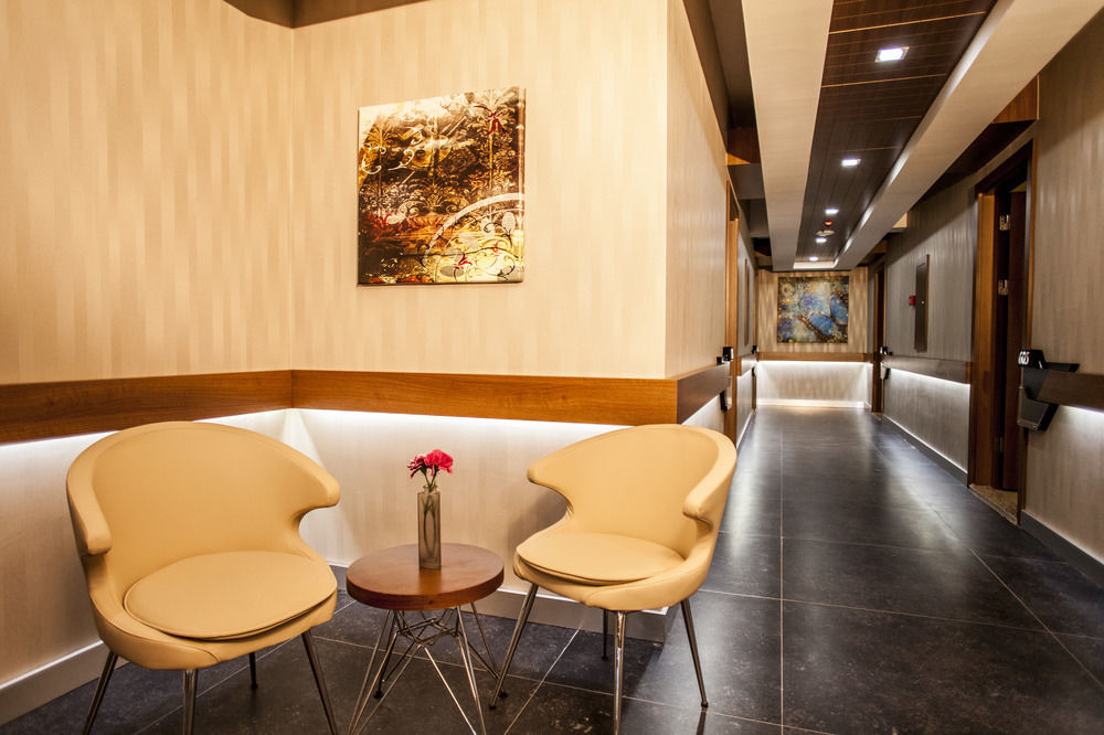 Liv Suit Hotel 디아르아바키 외부 사진