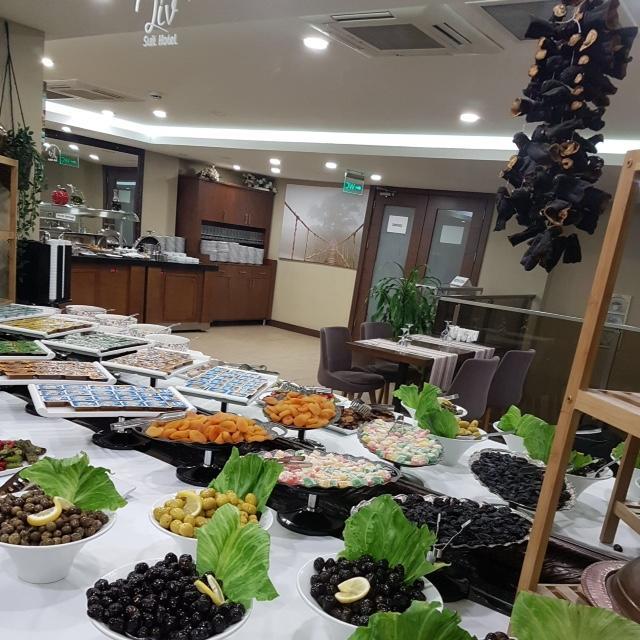 Liv Suit Hotel 디아르아바키 외부 사진